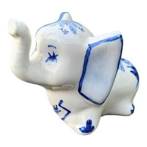 VTG Royal Delfts Blue Elephant figurine